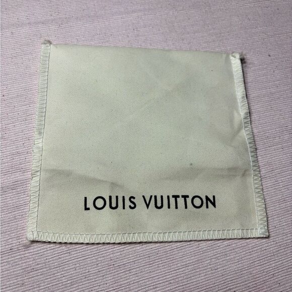 Louis Vuitton Small Dust Bag Excellent Preloved Condition - Picture 4 of 6